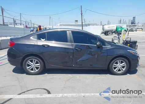 2017 Chevrolet Cruze Lt Auto z USA, uszkodzony, nr VIN 1G1BE5SM8H7210381